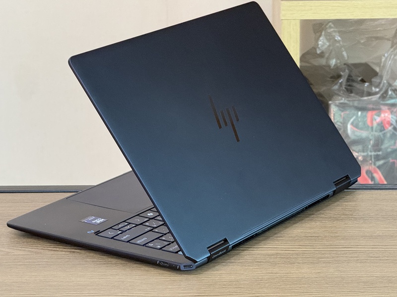 HP OmniBook Ultra Flip 14-fh0054TU