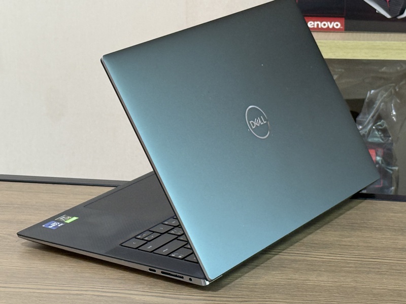 Dell Precision 5560 Mobile WorkStation