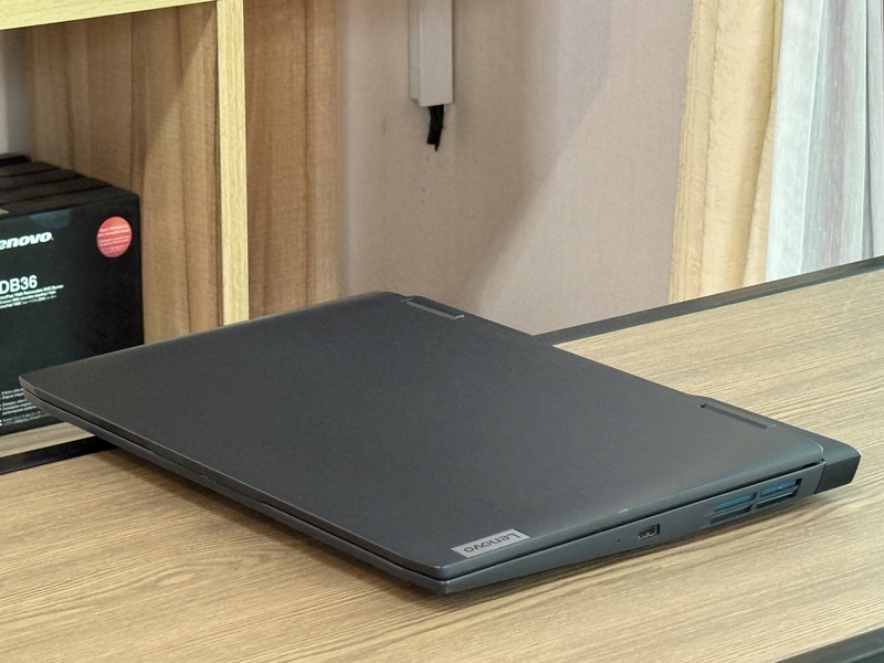 Lenovo IdeaPad Gaming 3 15IAH7