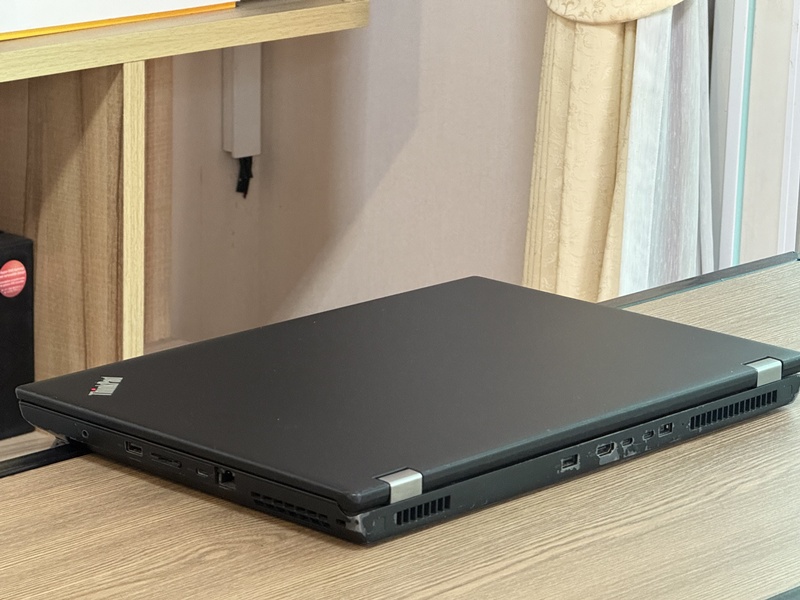 Lenovo ThinkPad P73 Workstation