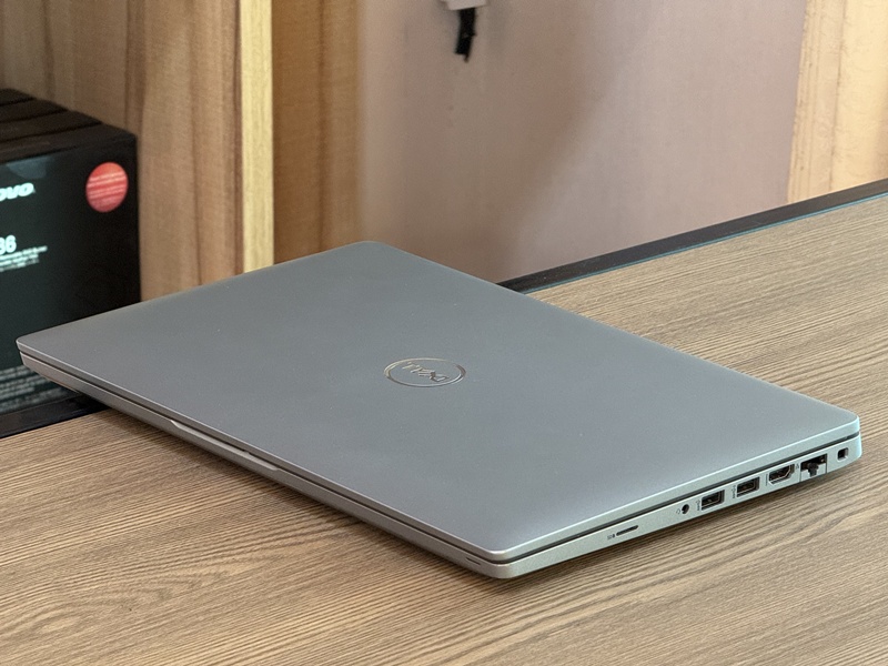 DELL Latitude 5430