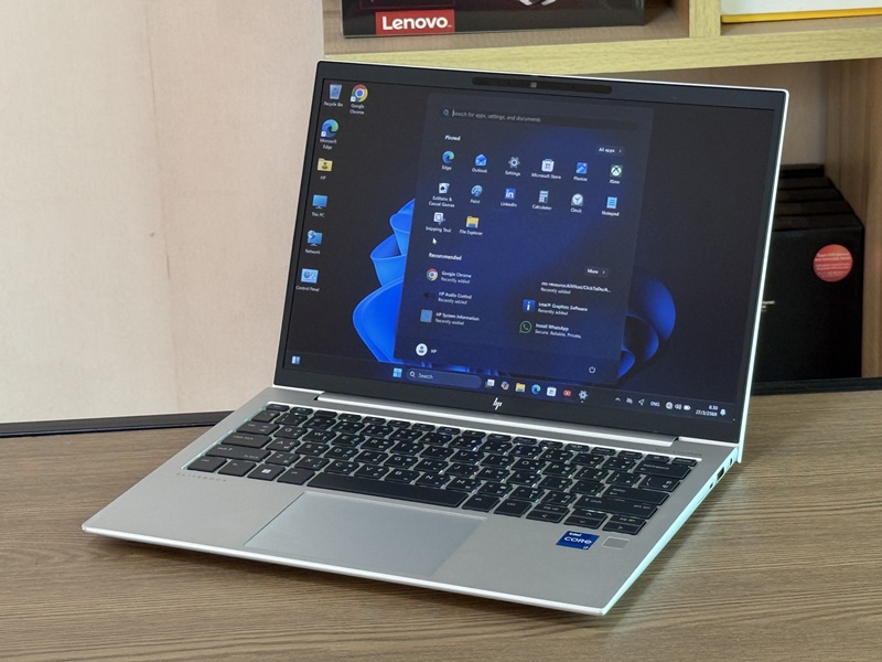 HP Elitebook 830 G9