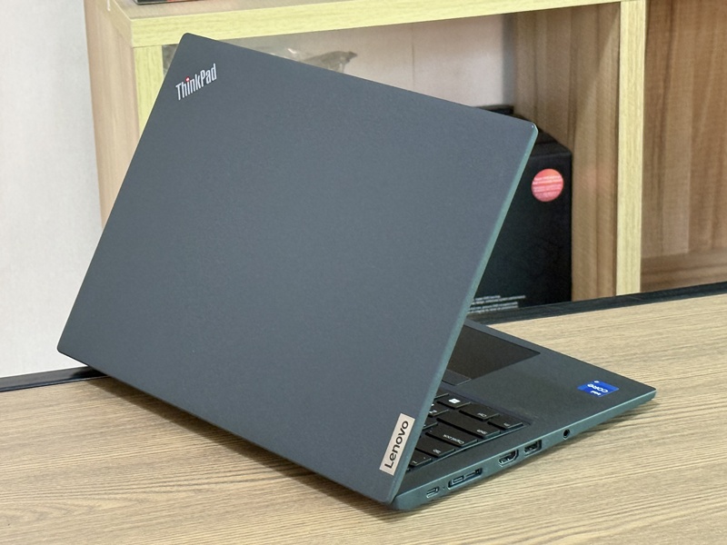 Lenovo Thinkpad X13 G2