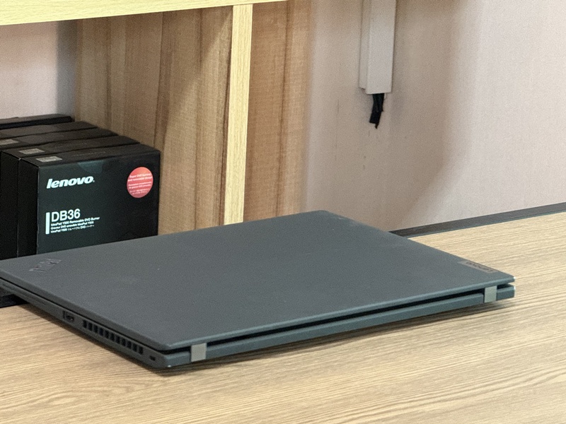 Lenovo Thinkpad X13 G2