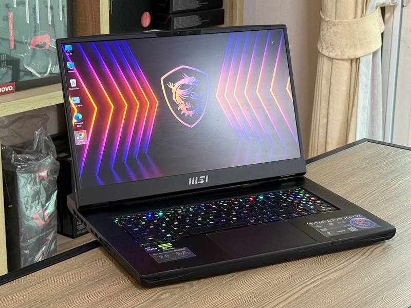 MSI GT77HX Titan 13VI-001TH