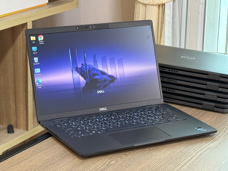 DELL Latitude 7430