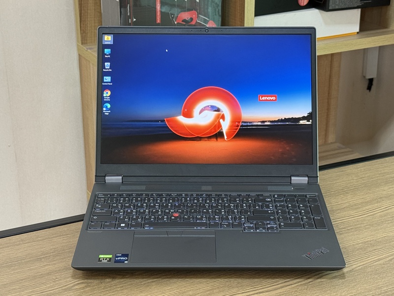 ThinkPad P16 G1 Workstation