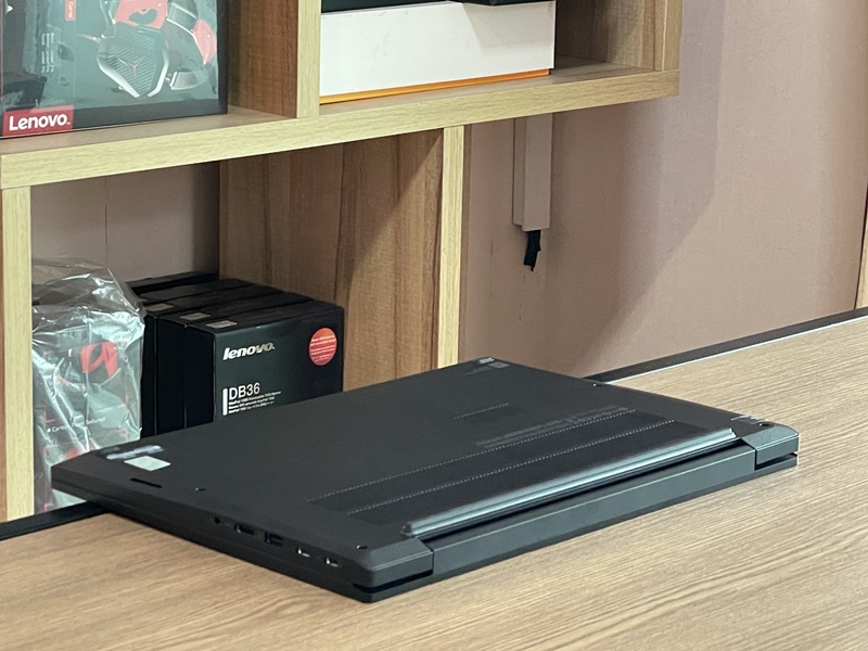 Lenovo ThinkPad E16 Gen 1