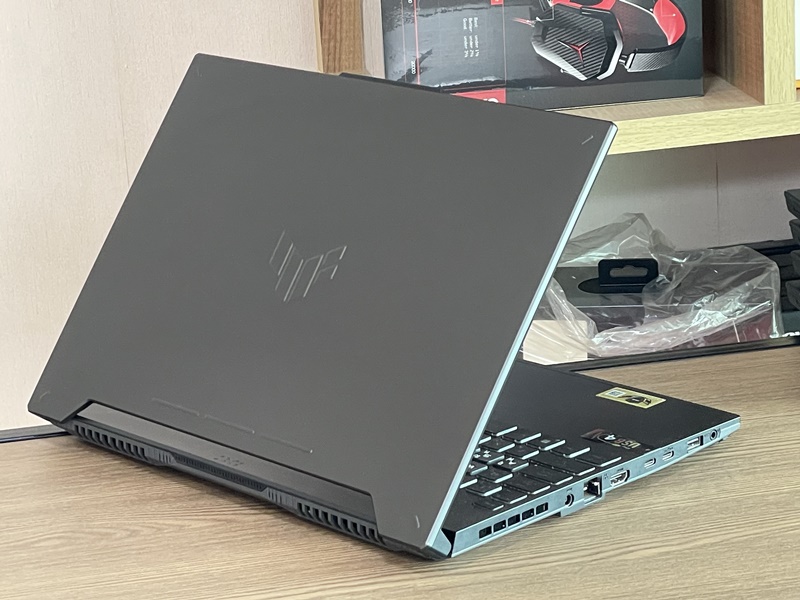 Asus TUF Gaming A15 FA507NUR-LP037W
