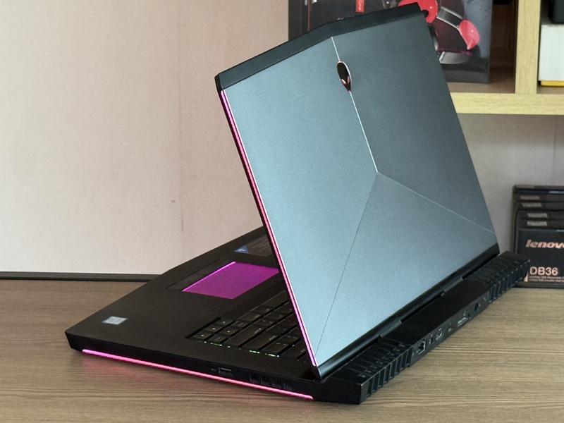 DELL Alienware 15 R4
