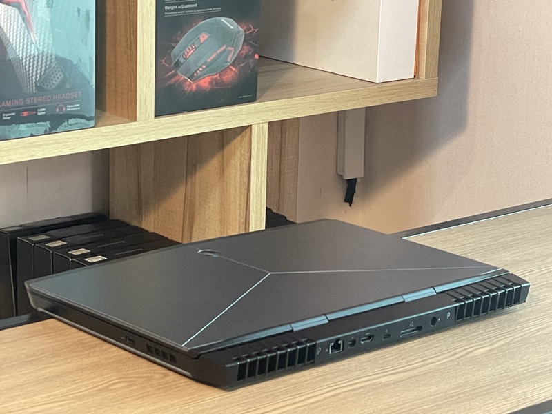 DELL Alienware 15 R4