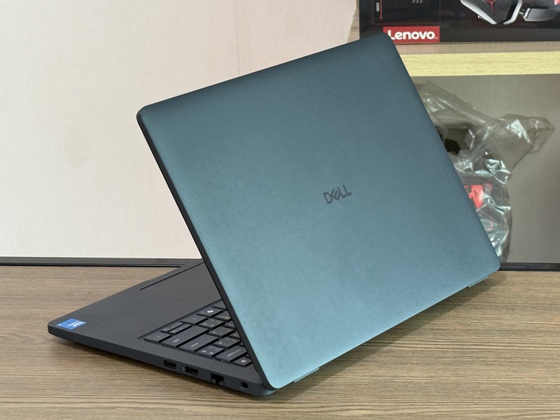Dell Pro 14 PC14250