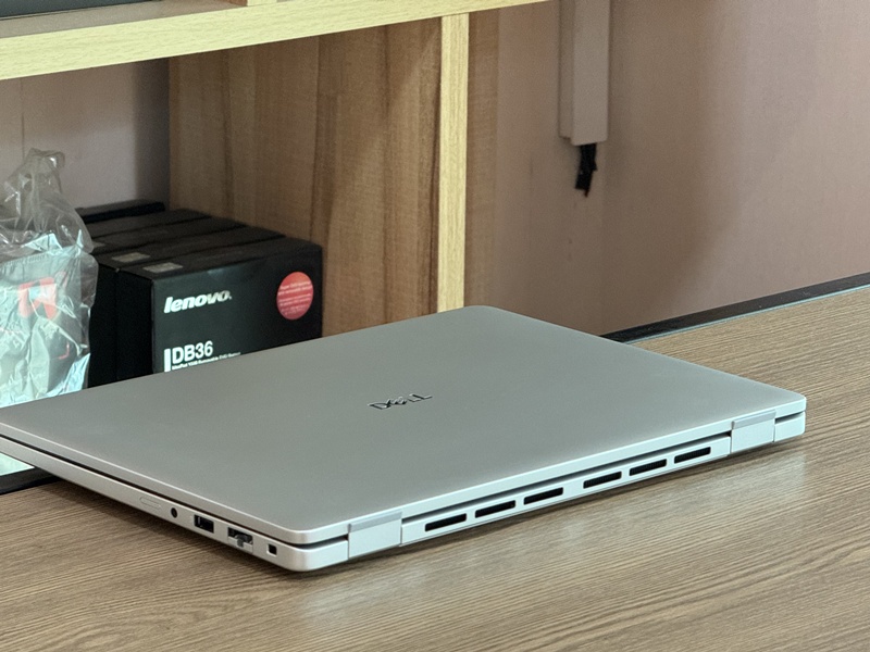 Dell Pro 14 Plus PB14250