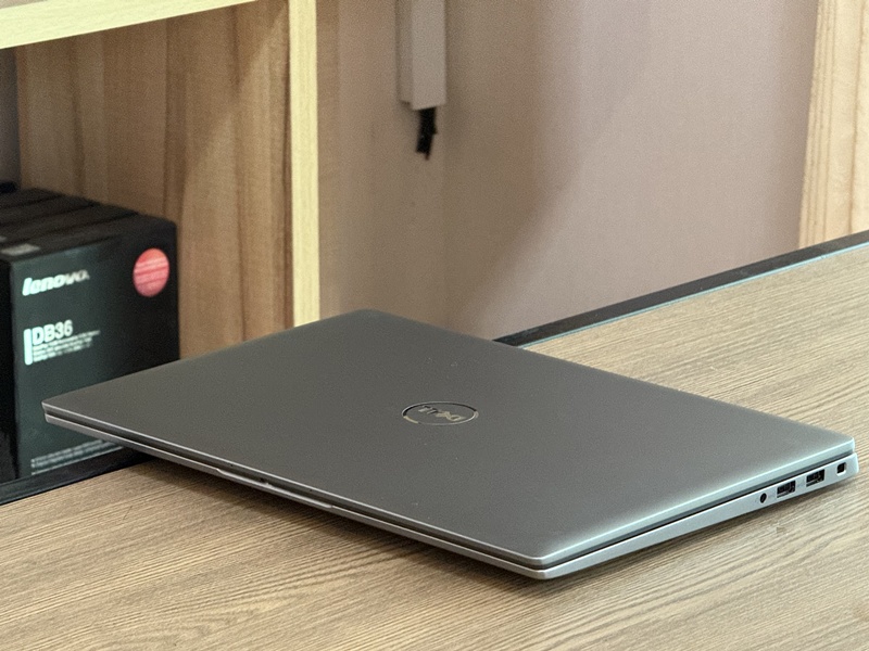 Dell Latitude 7450