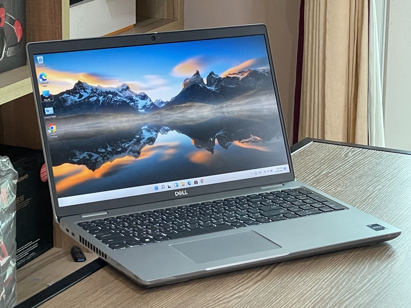 Dell Precision 3571