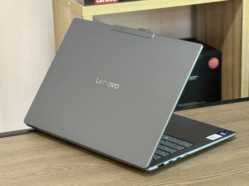 Lenovo Yoga Slim 7i 14ILL10