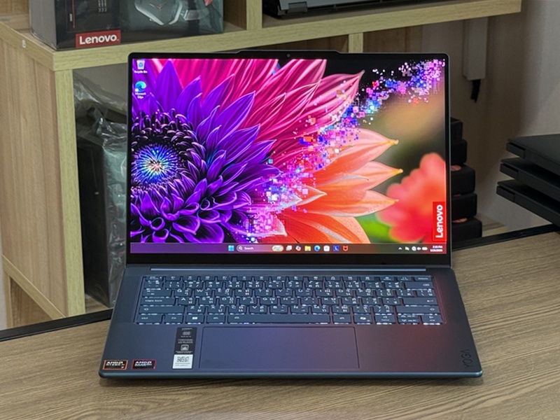 Lenovo Yoga Pro 7 14AKP10