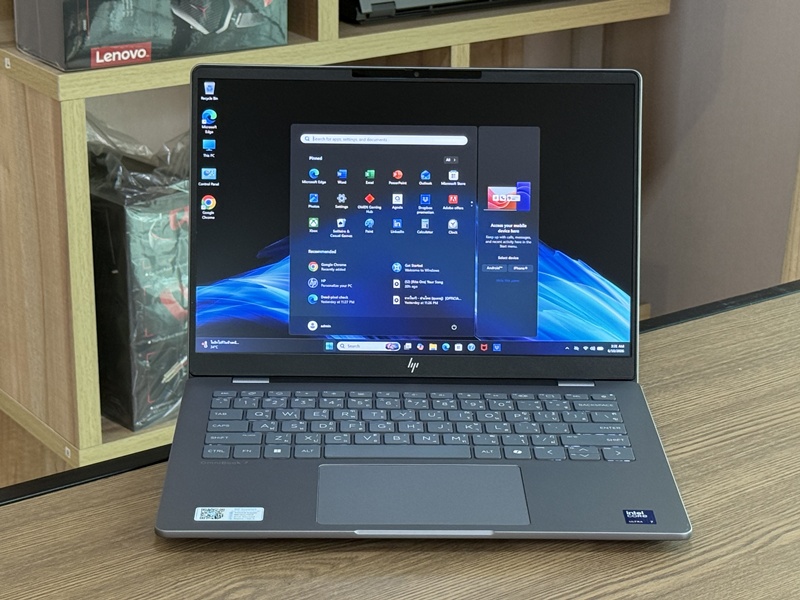 HP OmniBook 7 AI 14-fr0061TU Silver