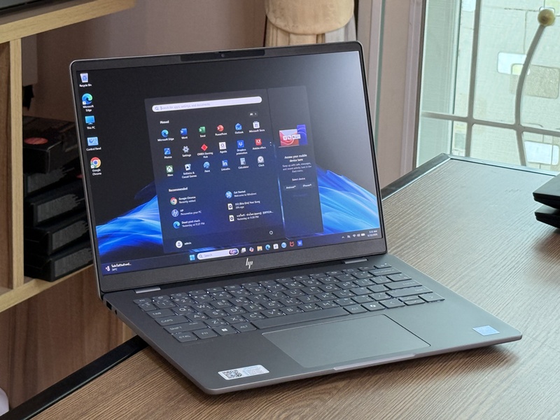 HP OmniBook 7 AI 14-fr0061TU Silver