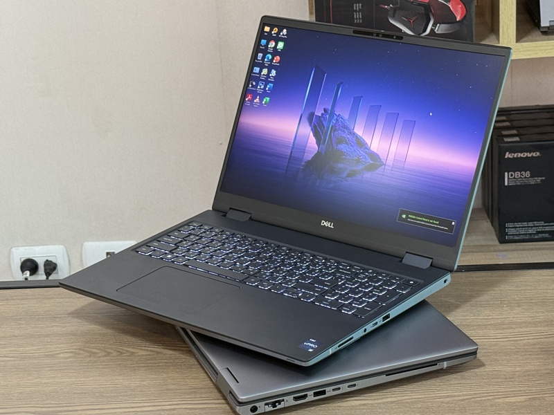 Dell Precision 7670