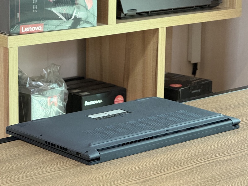 Asus Vivobook 15 M1502NAQ-