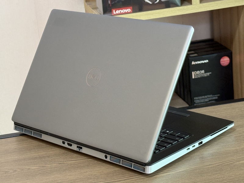 Dell Precision 7750 Mobile WorkStation