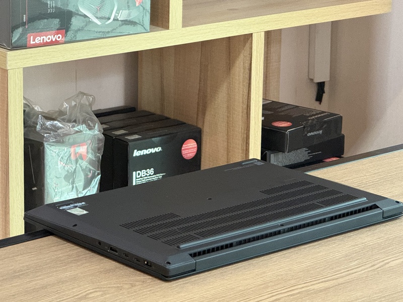 ThinkPad X1 Extreme Gen 4