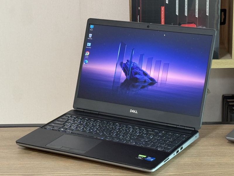 Dell Precision 7560 Mobile WorkStation