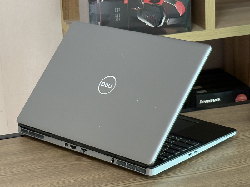Dell Precision 7560 Mobile WorkStation