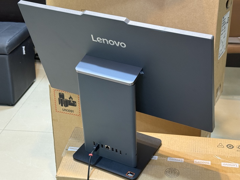 Lenovo ThinkCentre neo 55a 24 Gen 6