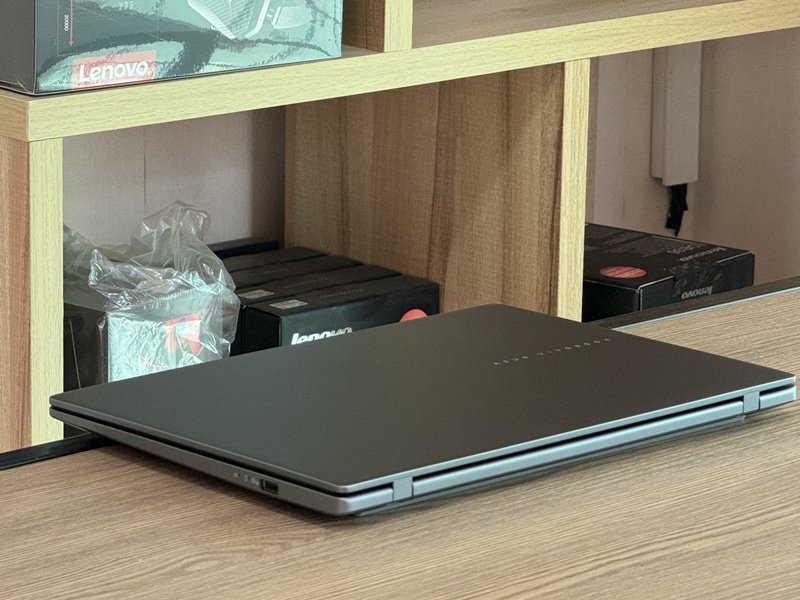 Asus Vivobook S14 S3407CA-LY729WA
