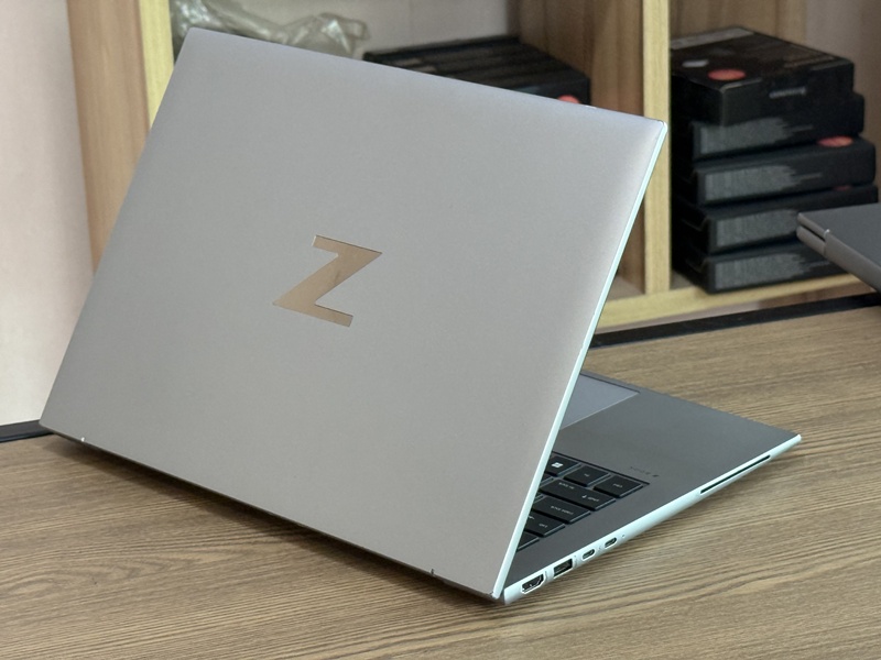 HP ZBook Firefly 14 inch G9 Mobile Workstation