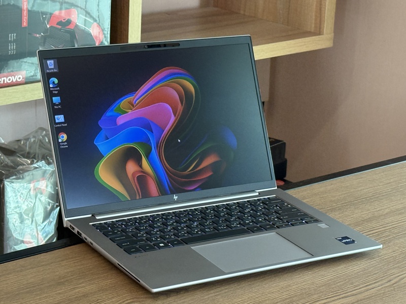 HP ZBook Firefly 14 inch G9 Mobile Workstation