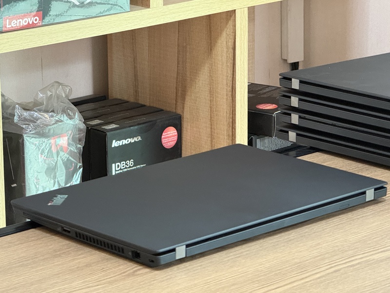 Lenovo Thinkpad T14 Gen 2