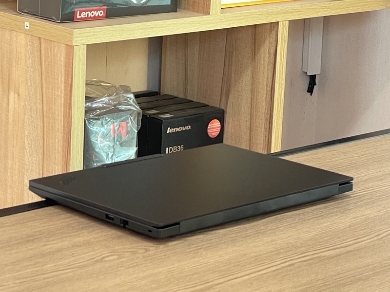 Lenovo ThinkPad E14 Gen 7