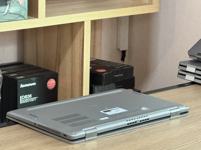 Dell Latitude 7430 2-1
