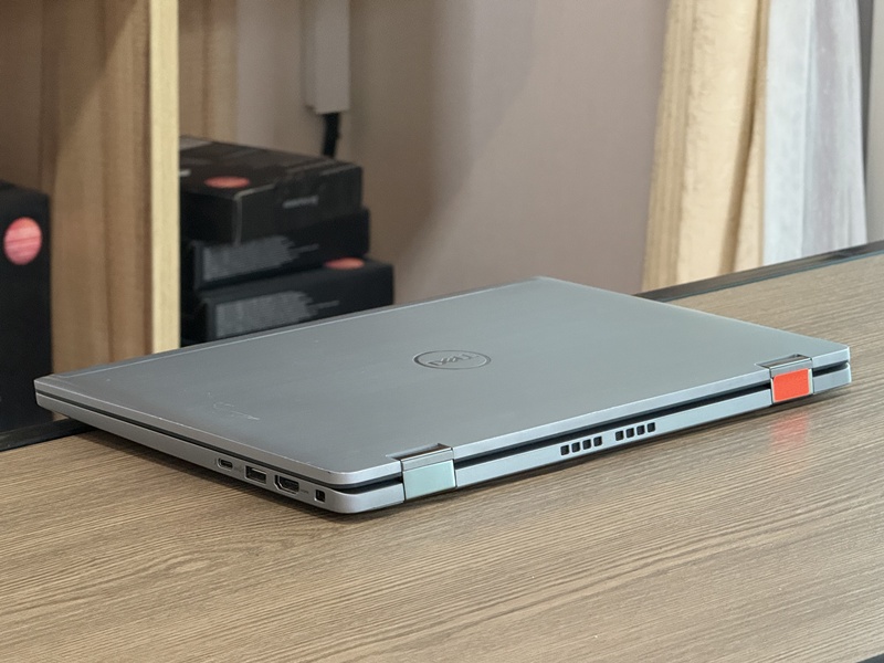 Dell Latitude 7430 2-1