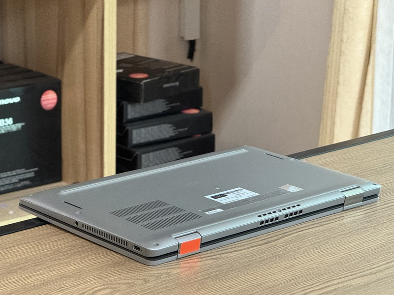 Dell Latitude 7430 2-1