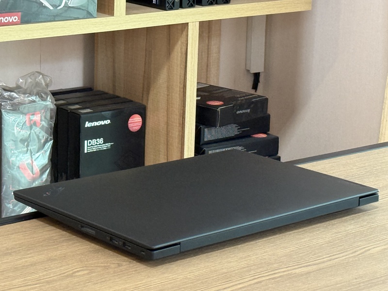Lenovo Workstation Thinkpad P1 Gen 4