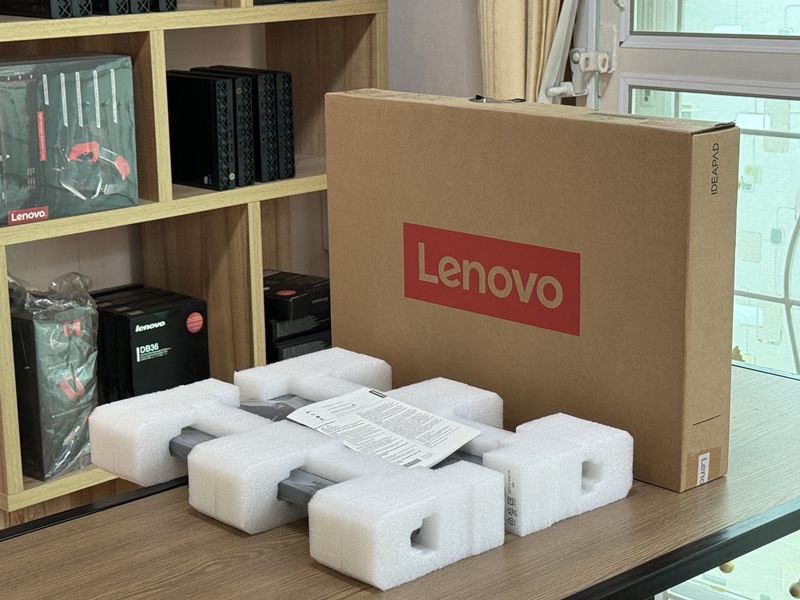 Lenovo IdeaPad Slim 3 15AMN8