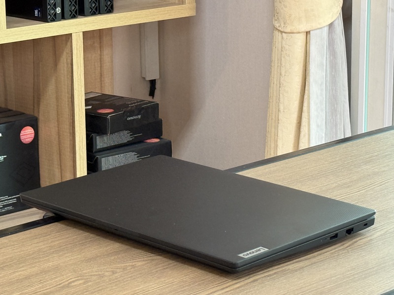 Lenovo V15 G6 ARP-83V40007TH