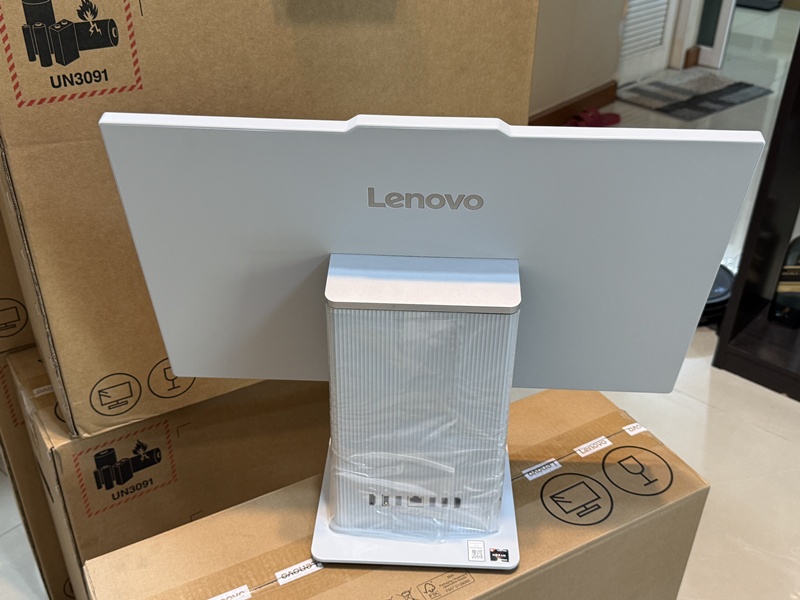 Lenovo IdeaCentre AIO 24ARR9