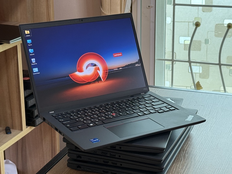 Lenovo Thinkpad P4s G3 มี LTE
