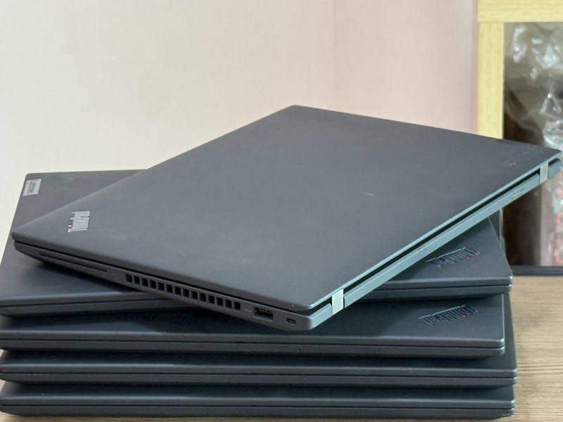 Lenovo Thinkpad P4s G3 มี LTE