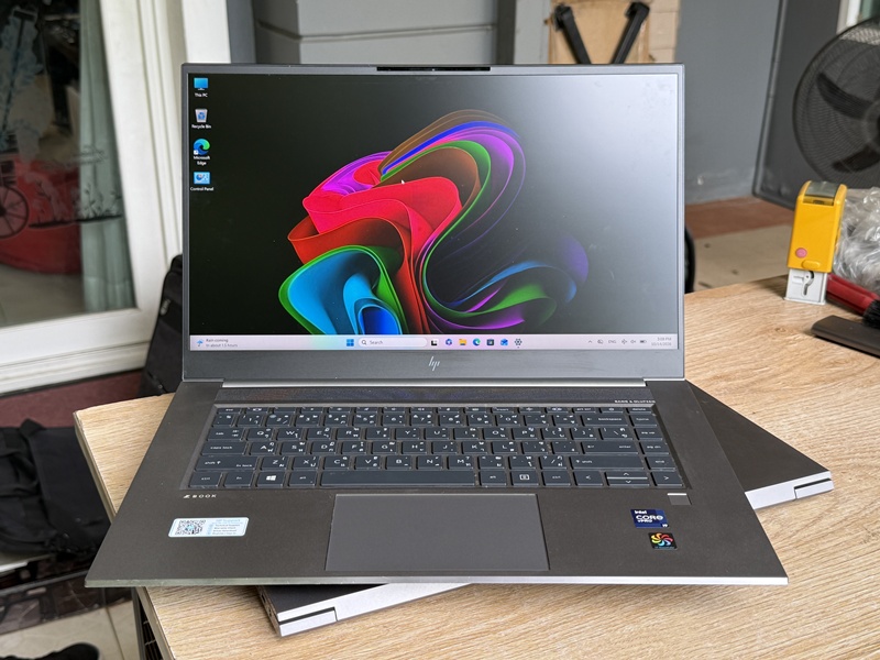 HP ZBook Studio 15 G8 Mobile Workstation