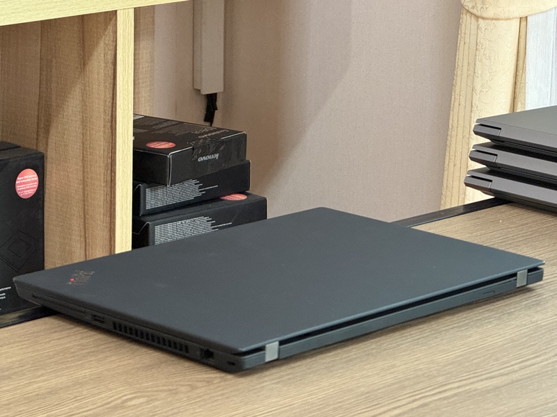 Lenovo Thinkpad T14 Gen 2