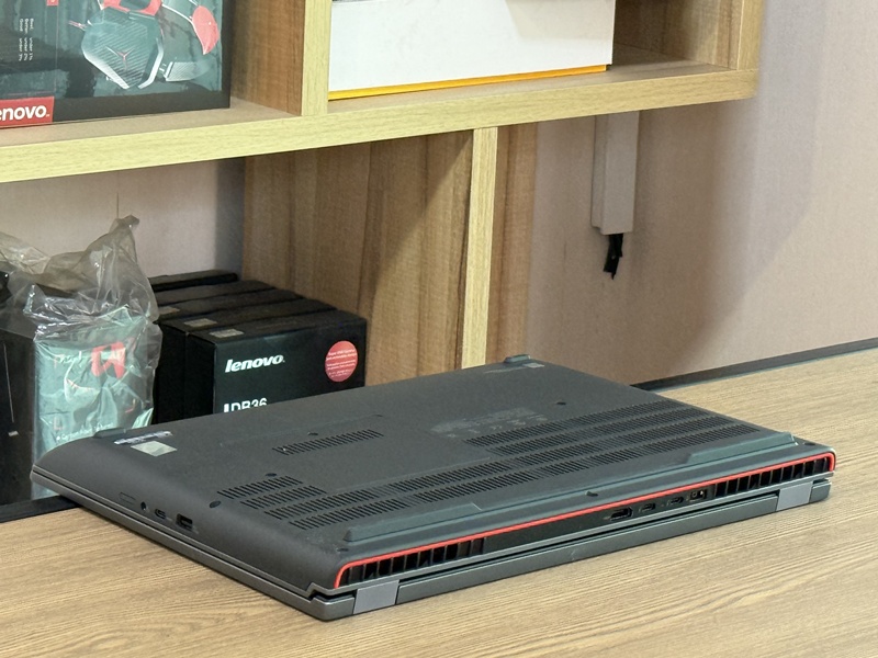 Thinkpad P16 Gen 1