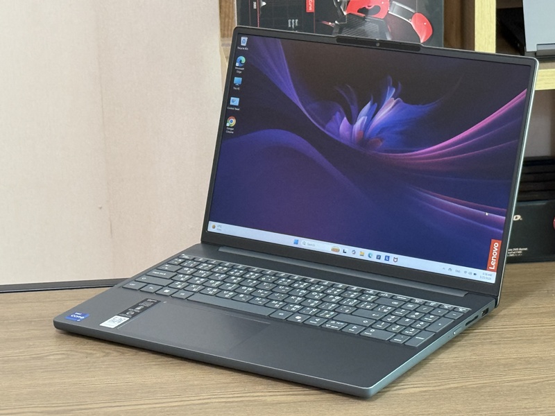 Lenovo IdeaPad Slim 3i