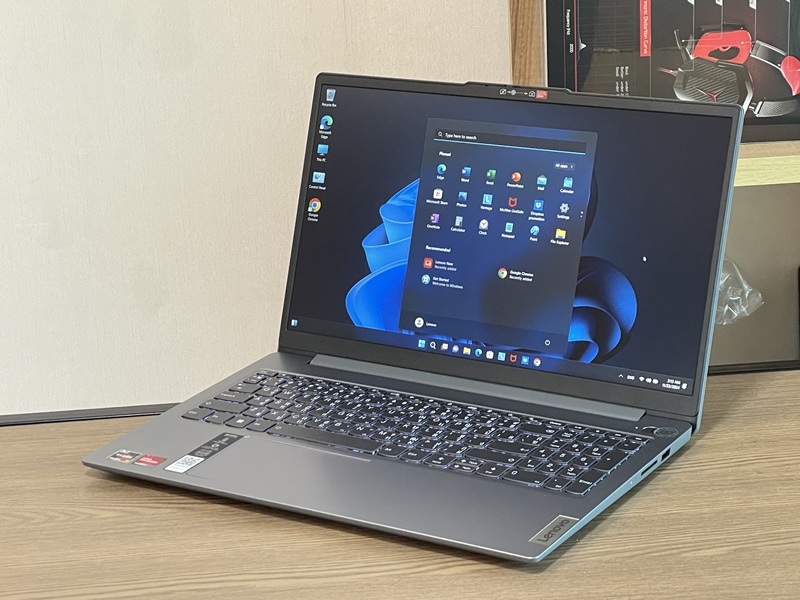 Lenovo IdeaPad Slim 3 15AMN8